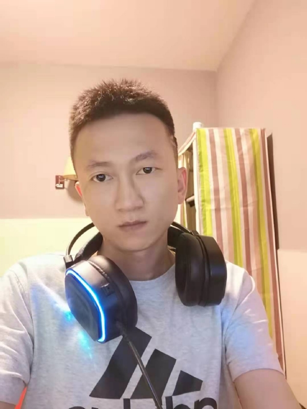 嘿嘿嘿的第一张照片--马尾交友网