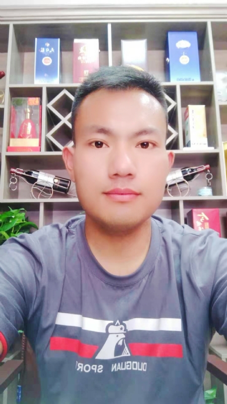 钱乾的第一张照片--马尾交友网