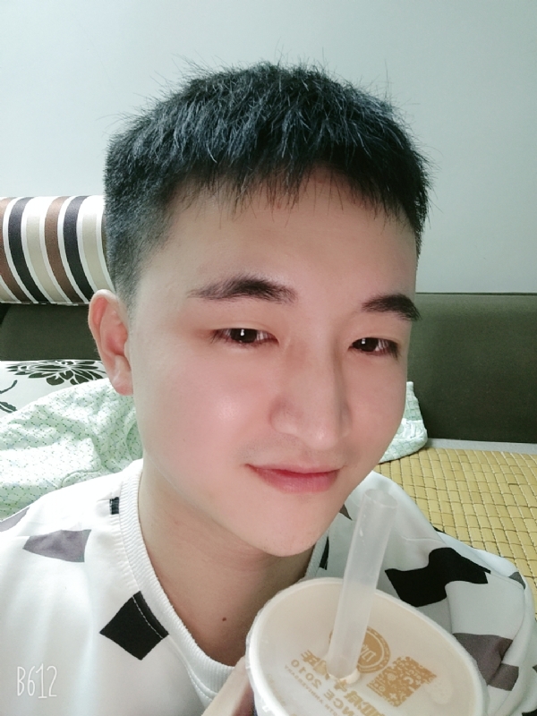 不止于心的第二张照片--马尾交友网