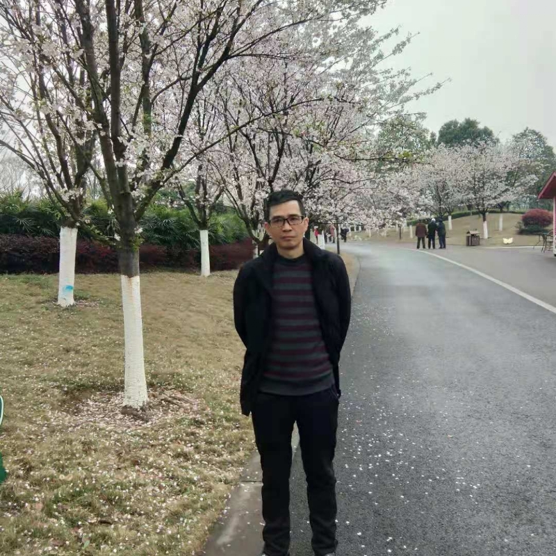 痴心爱人的第一张照片--马尾交友网