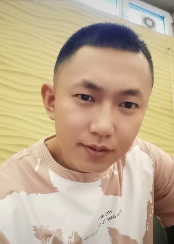 爱意随风起的第一张照片--马尾交友网
