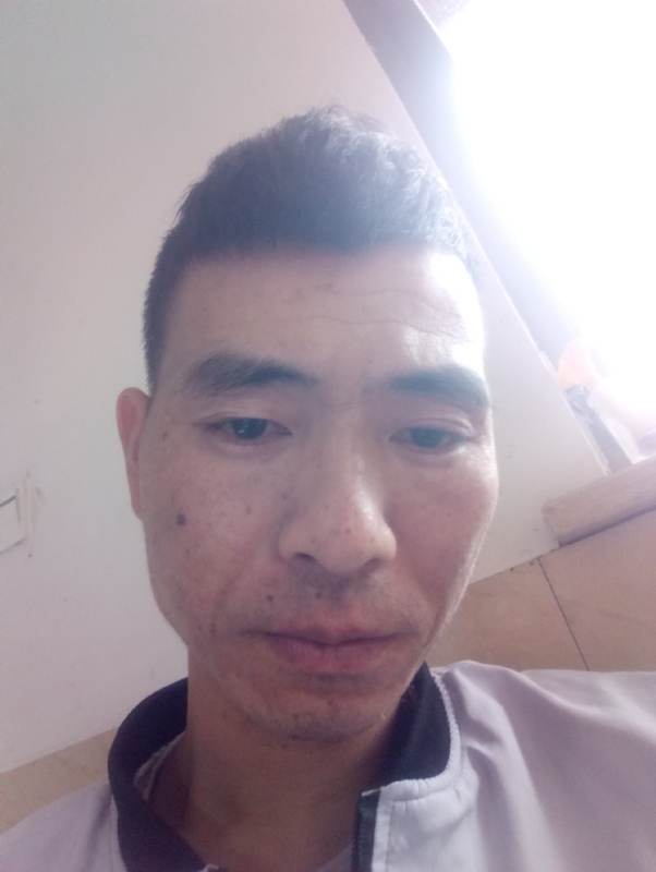 想你的夜的第一张照片--马尾交友网