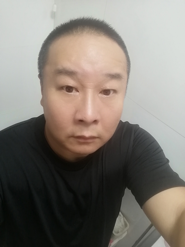 一束光的第一张照片--马尾交友网