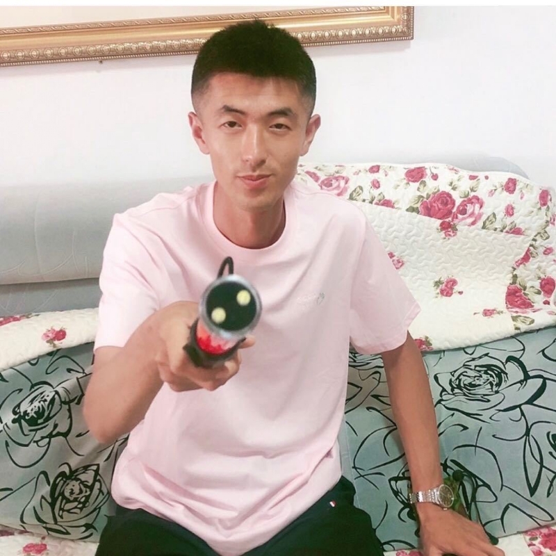 转身留下孤独的她的第二张照片--马尾交友网