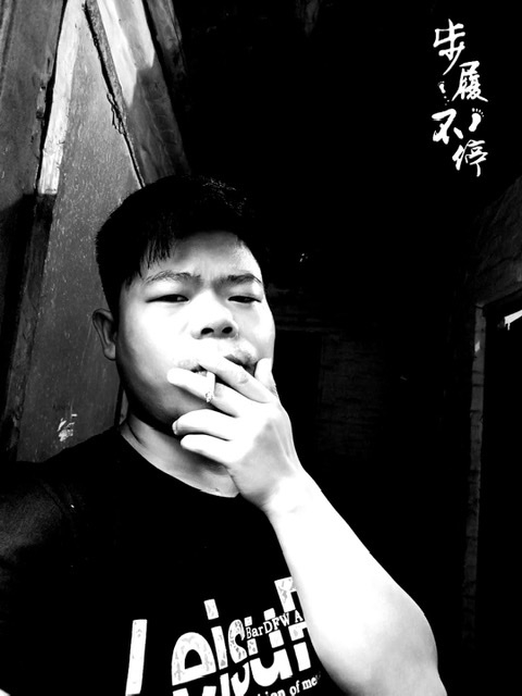 一見鍾情的第五张照片--马尾交友网