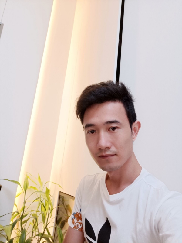 简的第一张照片--马尾交友网