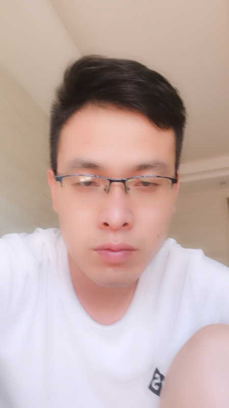 携一人白首的第一张照片--马尾交友网