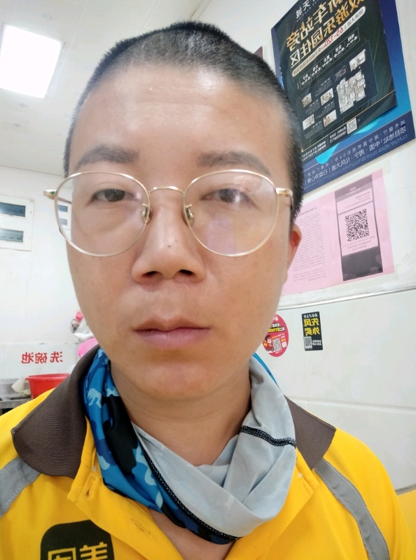 本尊至尊的第一张照片--马尾交友网