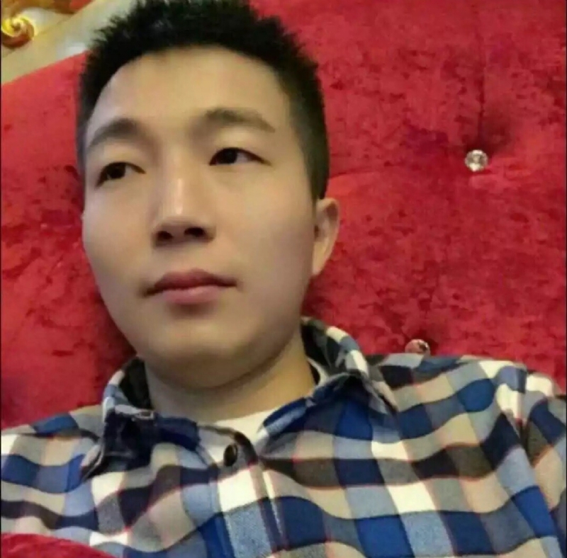 崩塌的信仰的第一张照片--马尾交友网