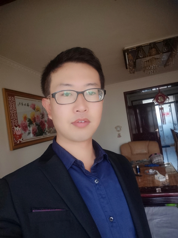 遇一人白首的第二张照片--马尾交友网
