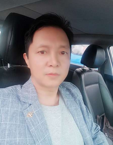 深蓝的第二张照片--马尾交友网