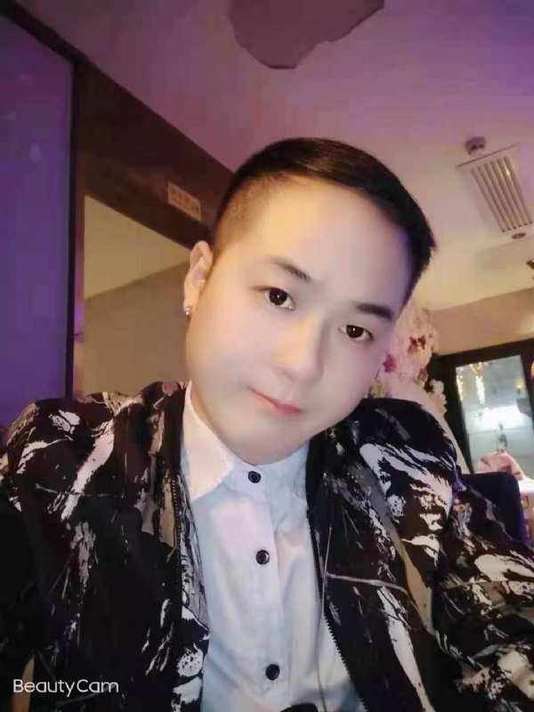 放弃一切，从头再来的第一张照片--马尾交友网