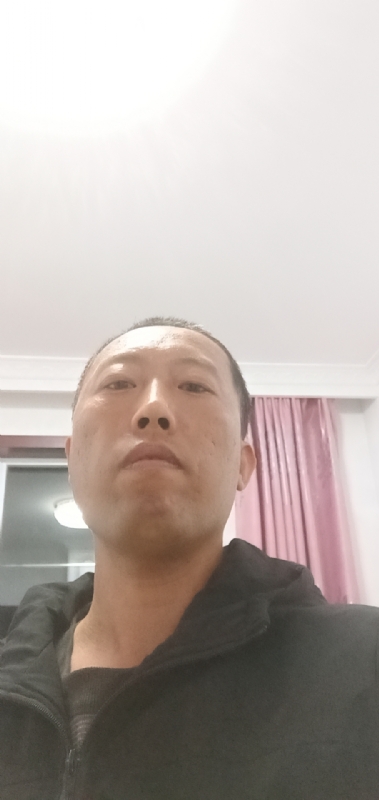 月上云端的第一张照片--马尾交友网