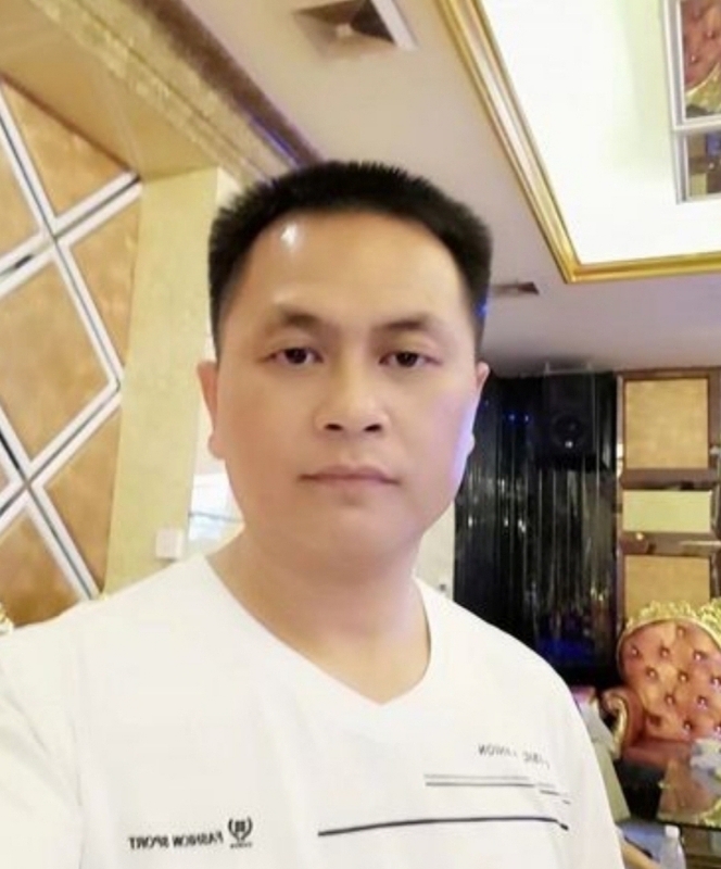 小梁的第二张照片--马尾交友网