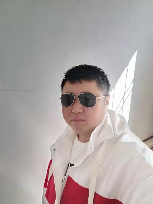 大漠叔叔的第一张照片--马尾交友网