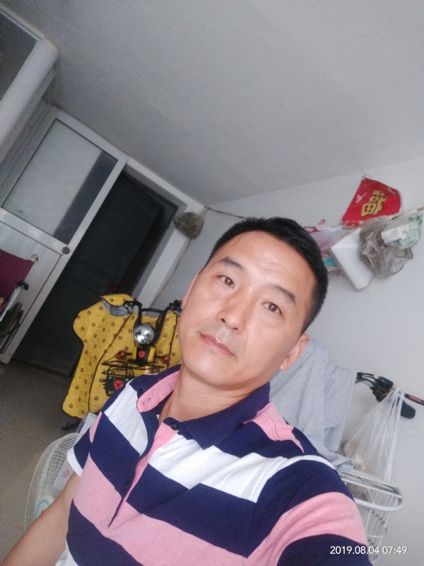 啊豹的第一张照片--马尾交友网