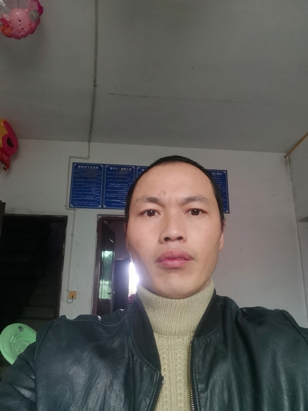 陈前的第一张照片--马尾交友网