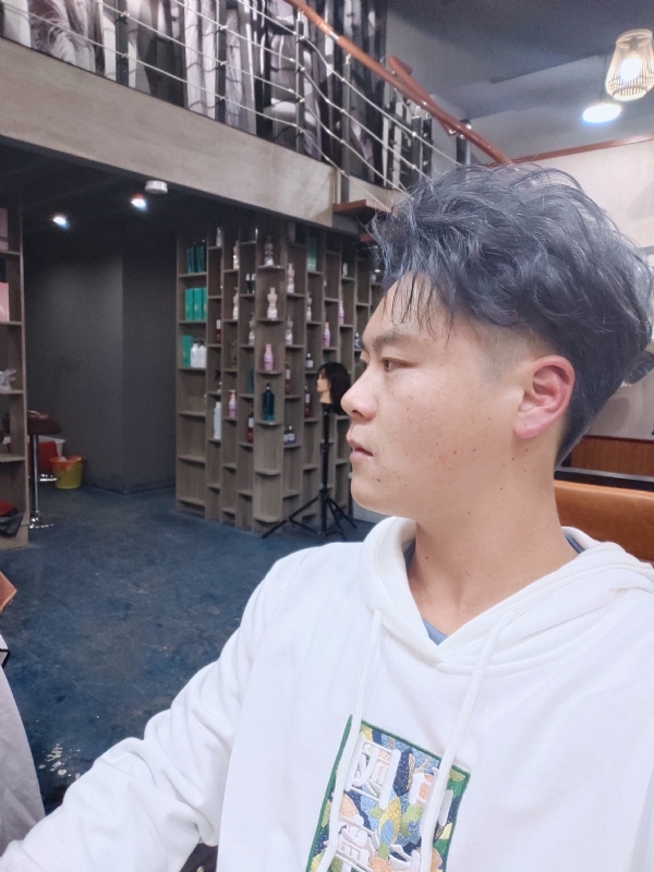《零》的第一张照片--马尾交友网