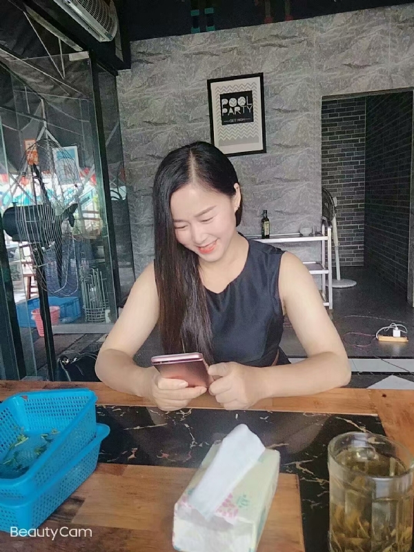 如不坚强弱给谁看的第一张照片--马尾交友网