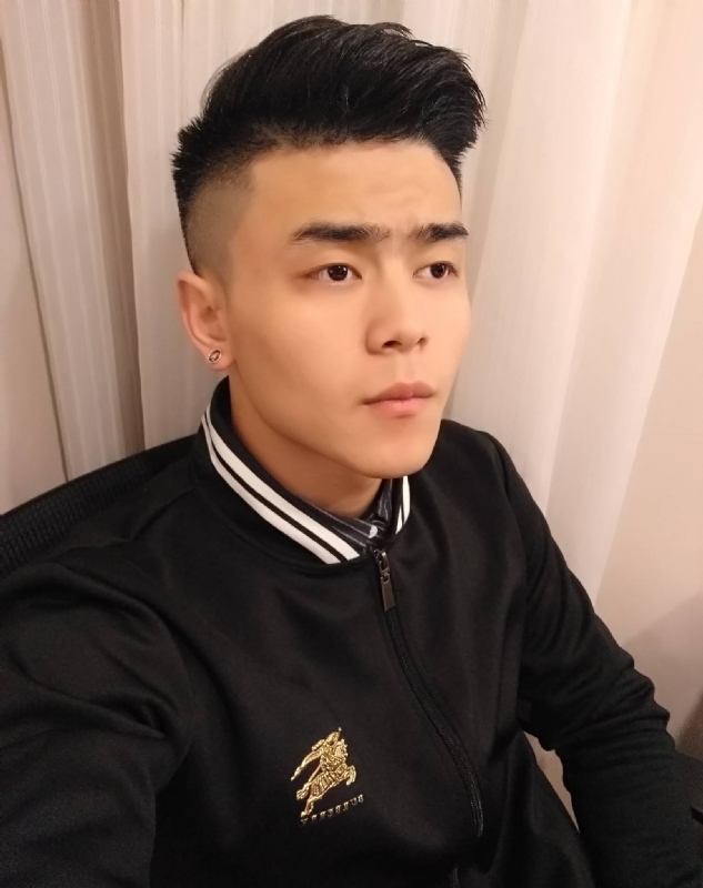 随缘的第一张照片--马尾交友网
