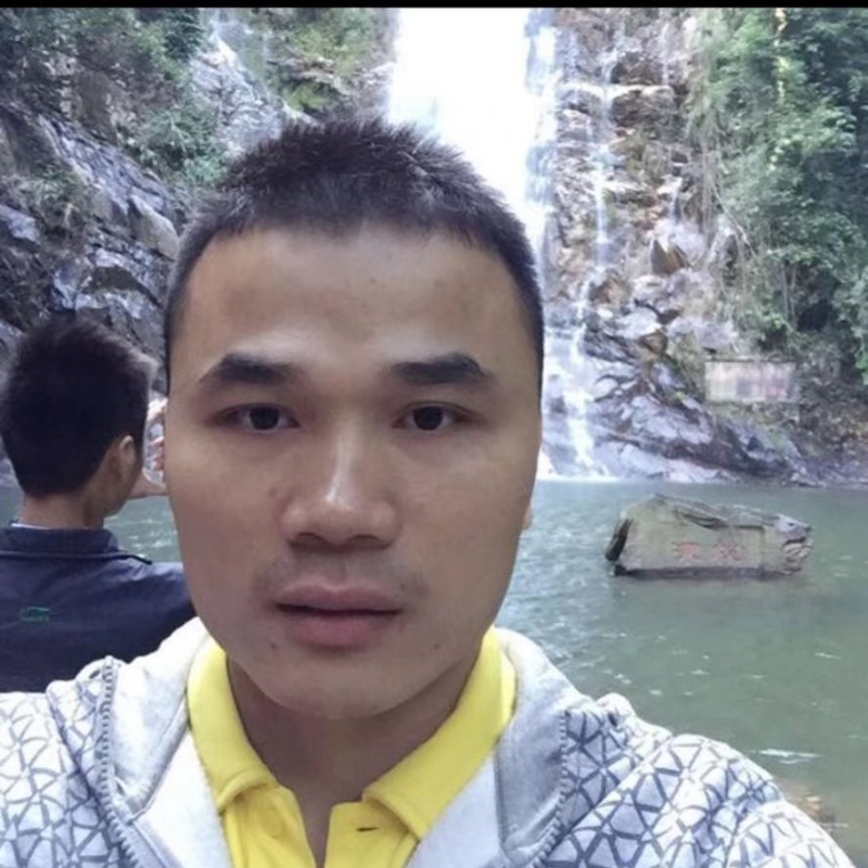 老梁的第一张照片--马尾交友网