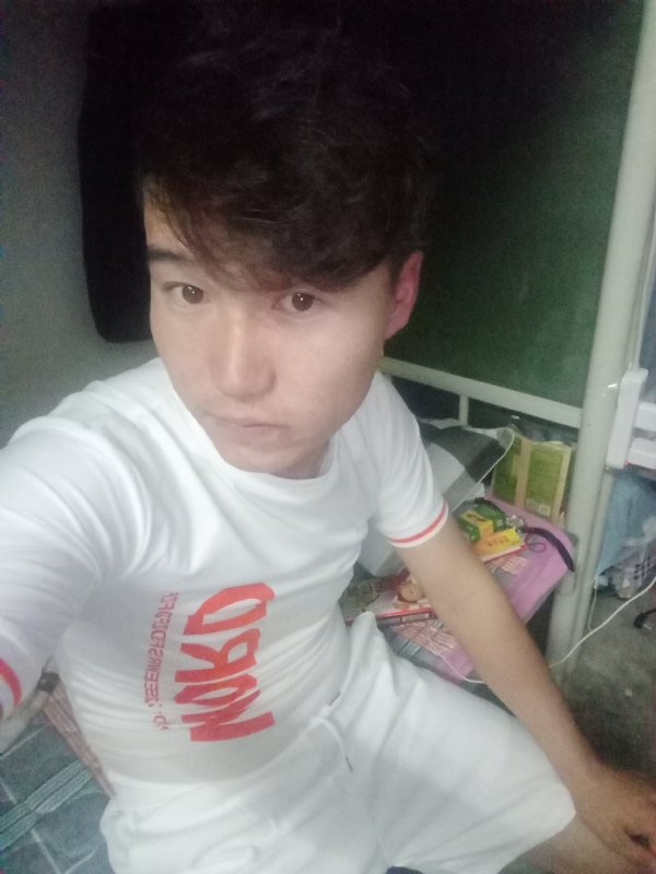 再回首的第一张照片--马尾交友网