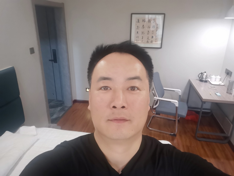莫待花落空折枝的第一张照片--马尾交友网