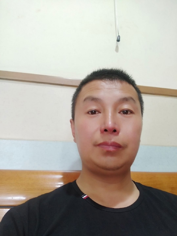 快乐的小鱼儿的第一张照片--马尾交友网