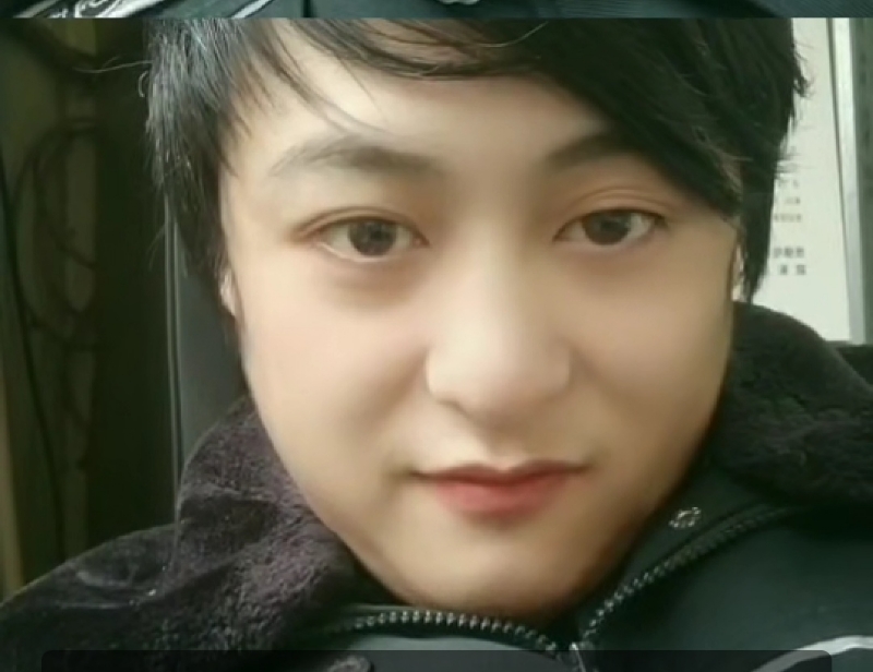 小玮的第一张照片--马尾交友网