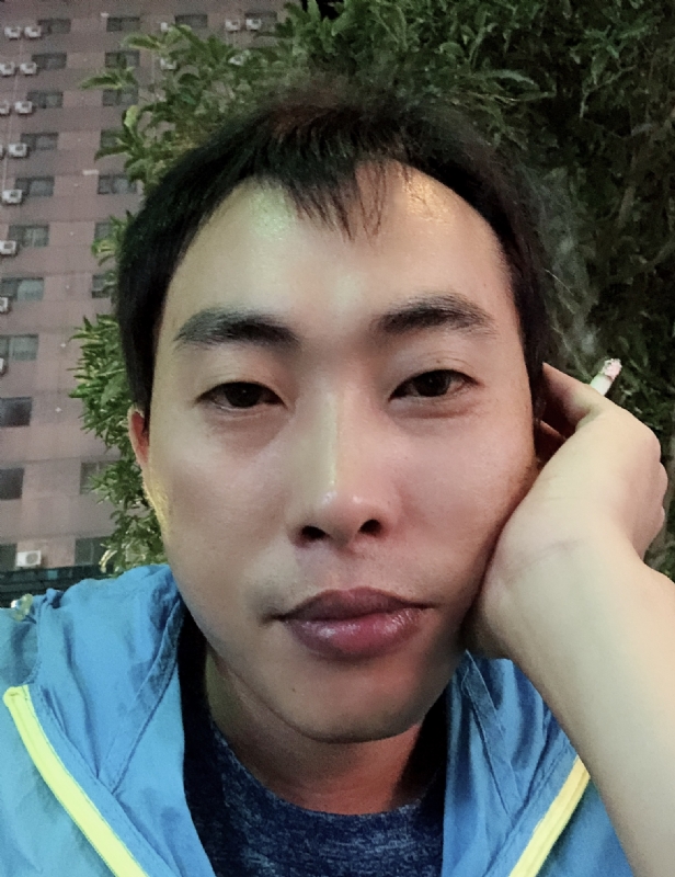 一直在路上的第一张照片--马尾交友网