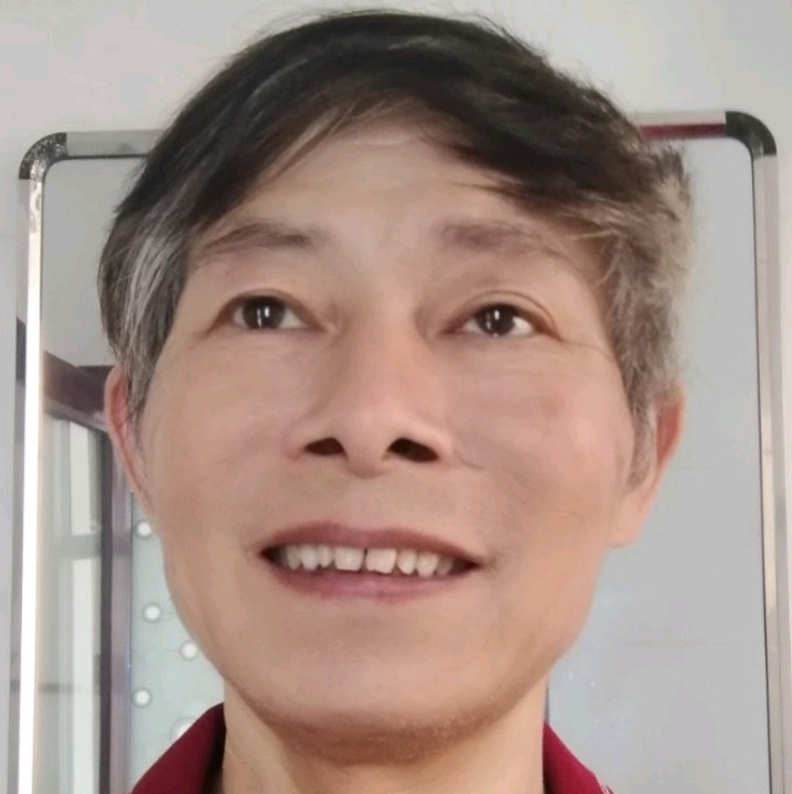 唐衡的第一张照片--马尾交友网