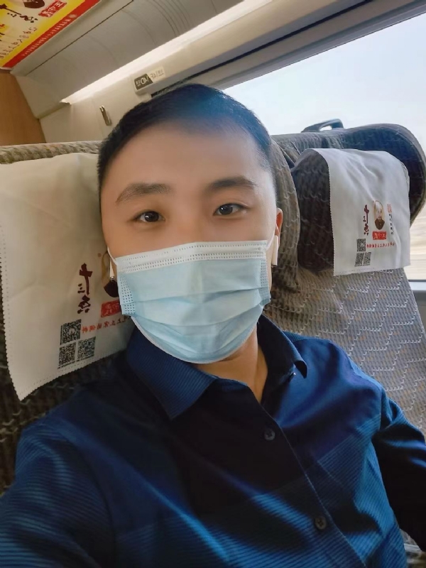 孤独的小屁猪的第二张照片--马尾交友网