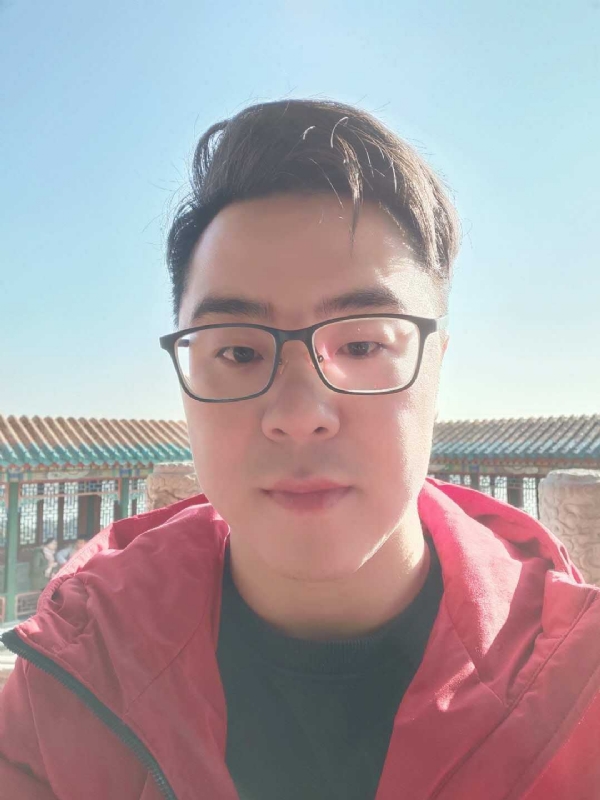 不爱吃竹子的小熊的第一张照片--马尾交友网