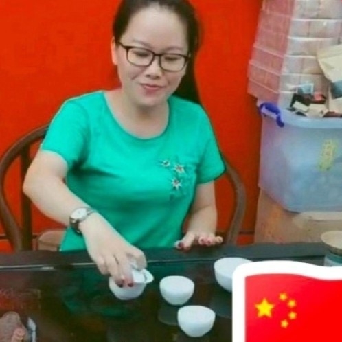 妖娆的第一张照片--马尾交友网