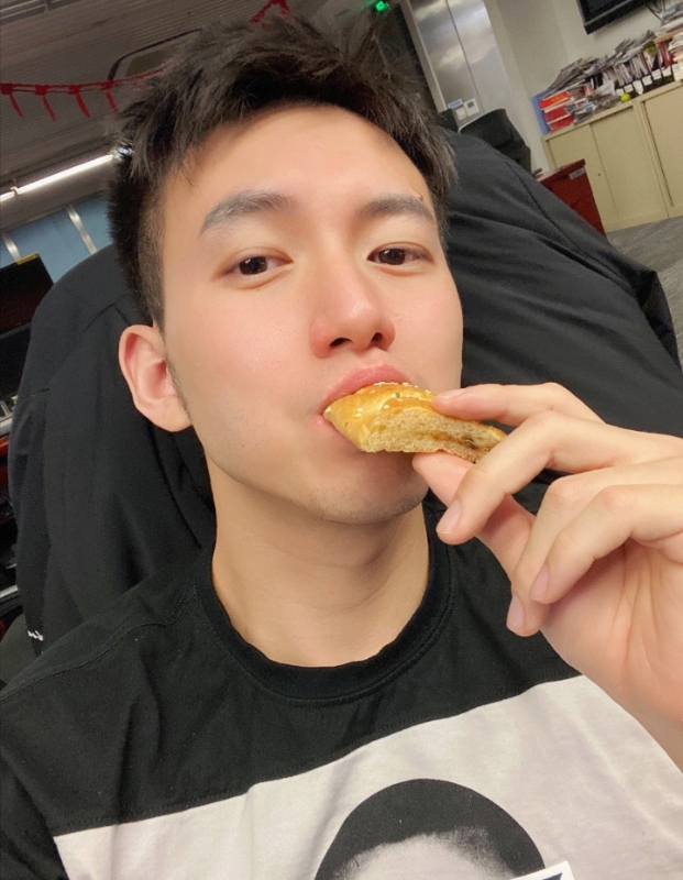 绝世大冤种的第二张照片--马尾交友网
