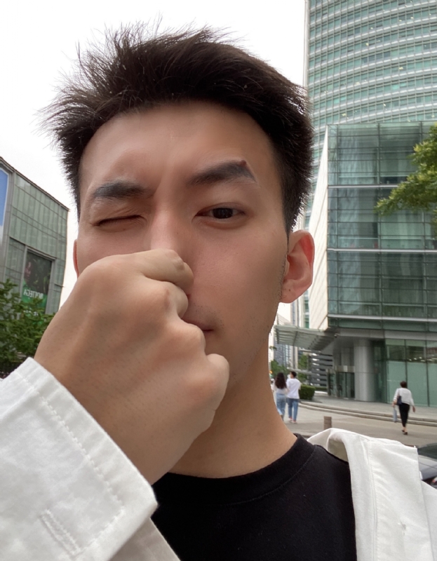 绝世大冤种的第四张照片--马尾交友网