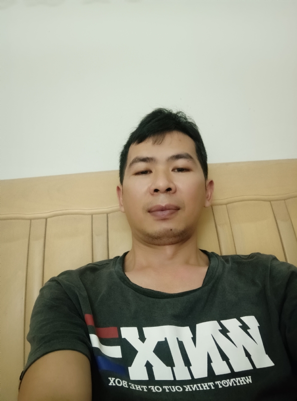 小伙子的第四张照片--马尾交友网