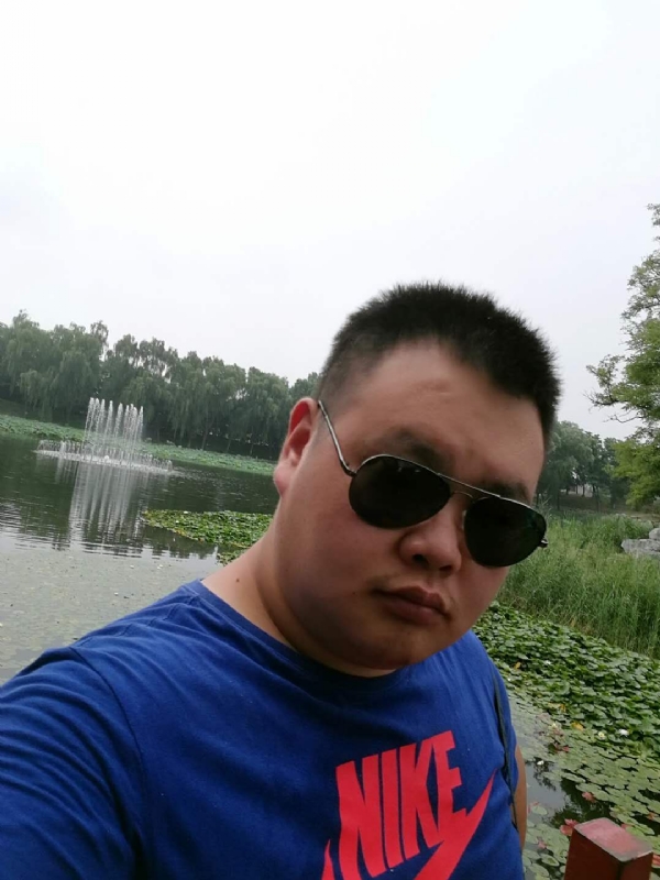 石头的第一张照片--马尾交友网
