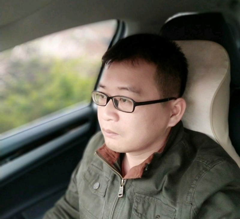 海风吹动你的心的第一张照片--马尾交友网