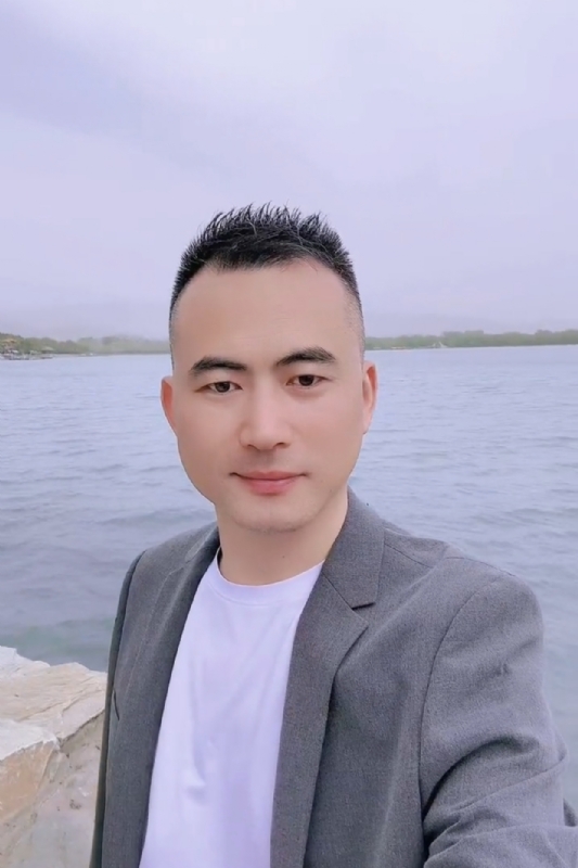 一往情深的第一张照片--马尾交友网
