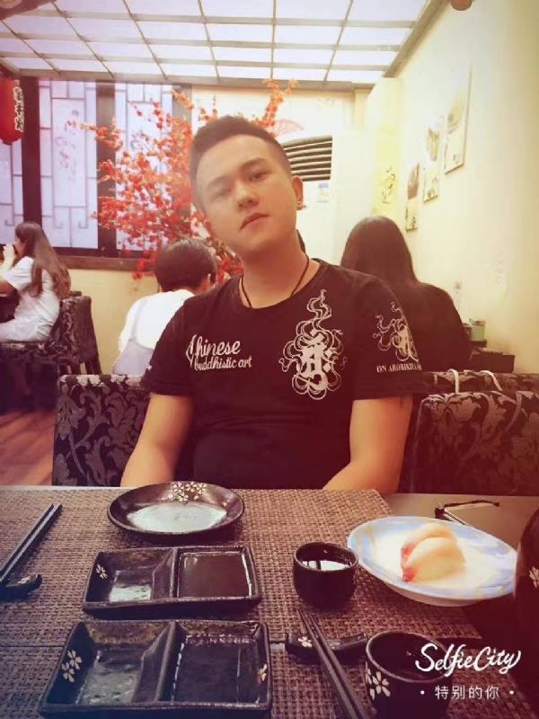 夏天的第四张照片--马尾交友网