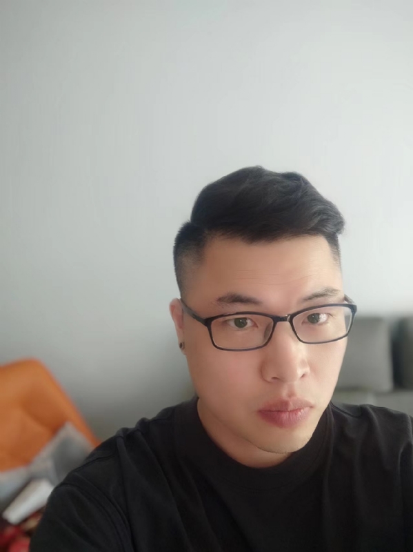 Vincent的第一张照片--马尾交友网