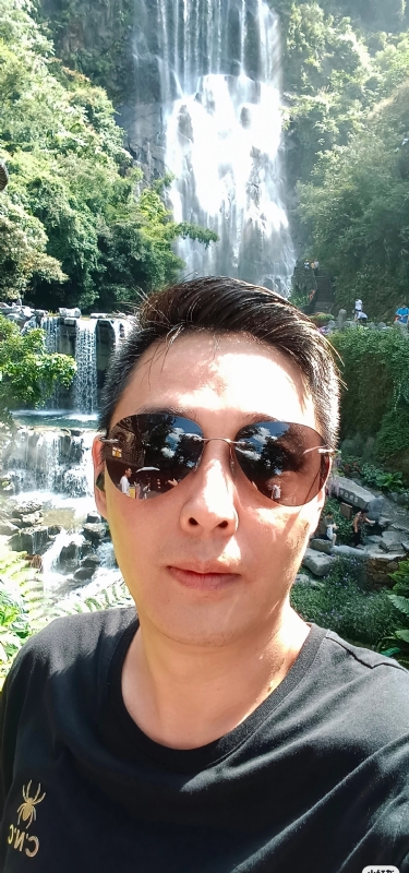 小小帅哥的第一张照片--马尾交友网