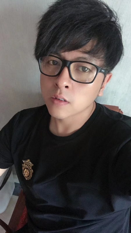 爱你永远不容易的第一张照片--马尾交友网