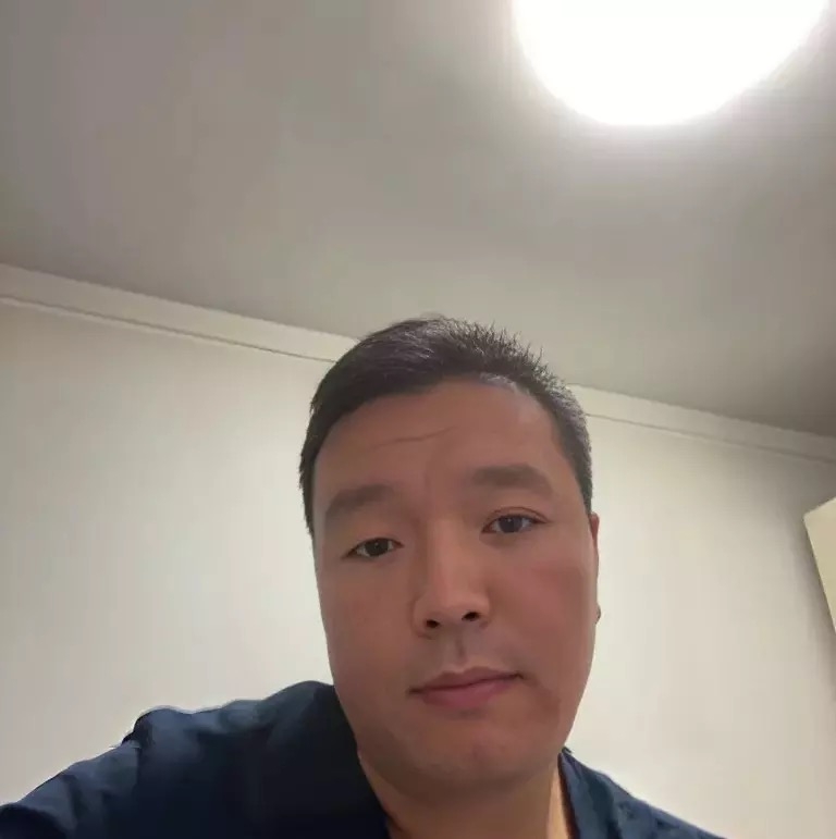 穿唐装的松鼠的第一张照片--马尾交友网