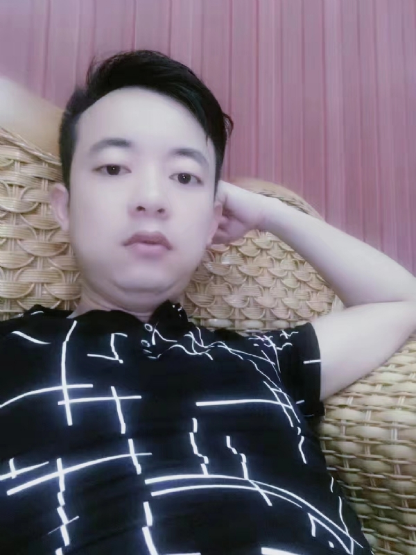 恋上一座城的第一张照片--马尾交友网