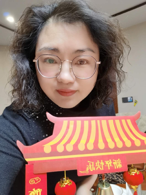 May的第一张照片--马尾交友网