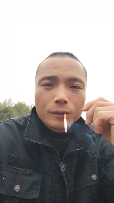 伯爵的第一张照片--马尾交友网