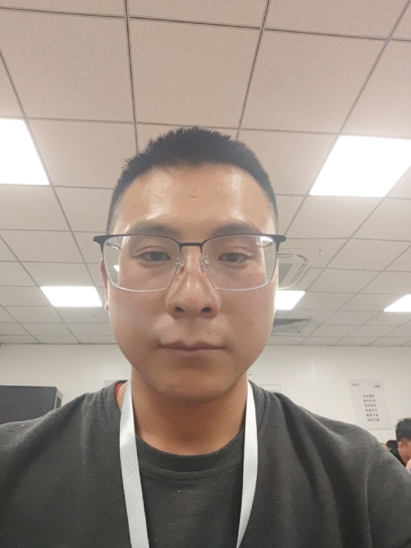 半夏微凉的第一张照片--马尾交友网