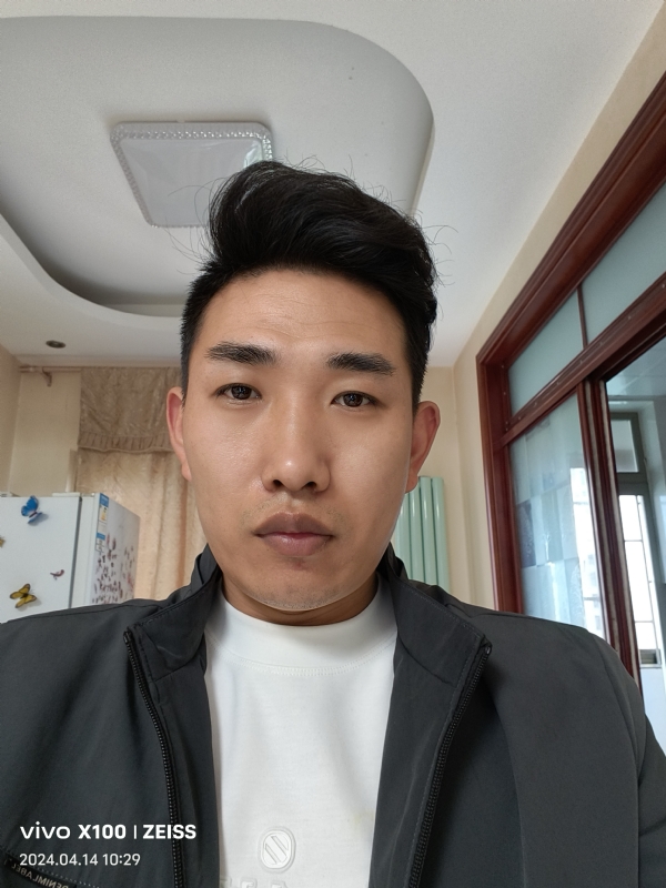 唐伯虎的第一张照片--马尾交友网
